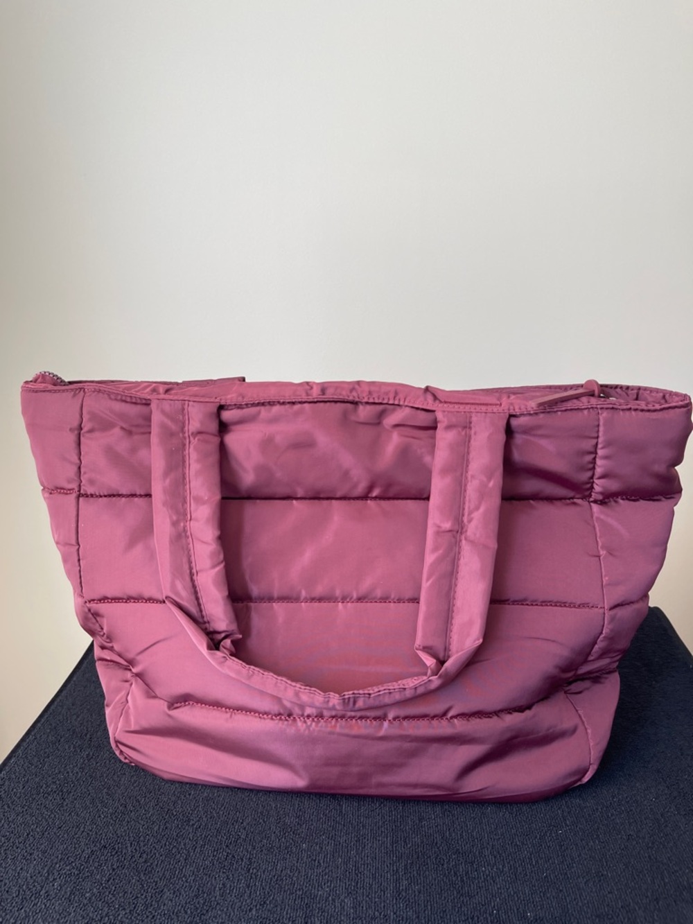 NWOT..SPLIT59 LOS ANGELES PUFFER BAG